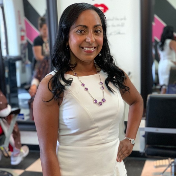 Meet your Posher, Joan - Picture 1 of 2